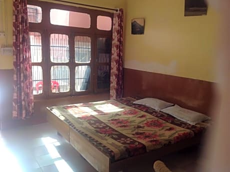 Budget Double Room without Balcony