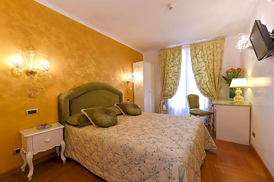 Savoia & Jolanda Hotel