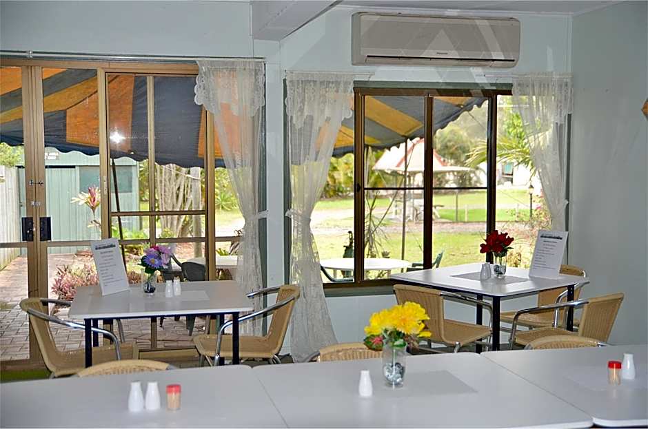 Beerwah Glasshouse Motel