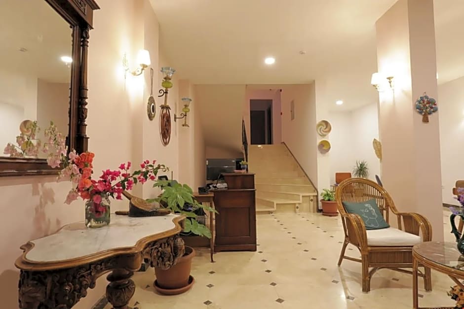 Ataçeşme Otel