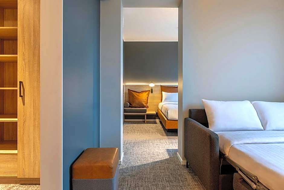 Moxy by Marriott Berlin Ostbahnhof