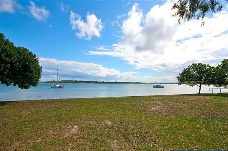 Bribie Sunset Vistas - Coastal Bliss Awaits