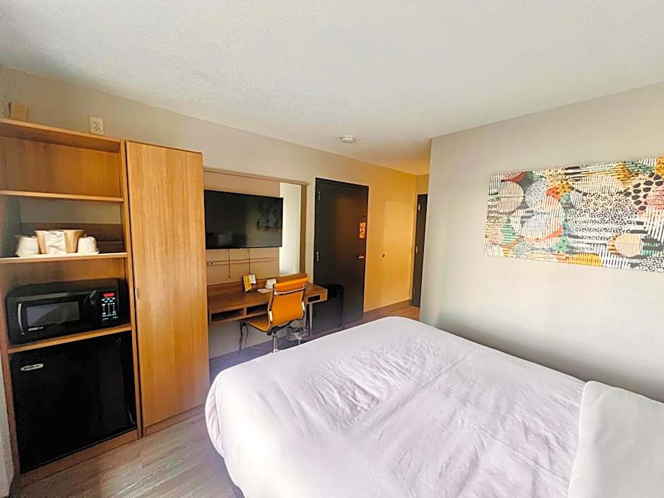 Microtel Inn & Suites by Wyndham Lexington