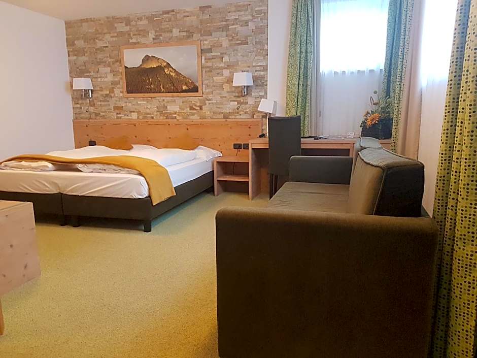 Ciasa Alpina Relax Hotel