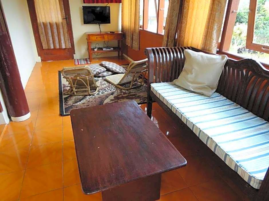 Villa Tunas Alam Mutiara