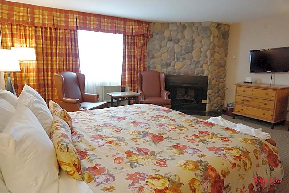 Ramada Hotel & Conference Center by Wyndham Kelowna