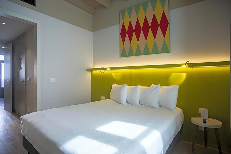 Savona 18 Suites