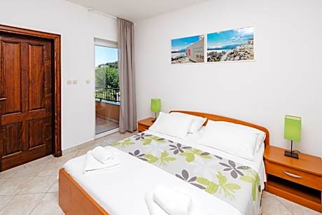Economy Double Room with Balcony