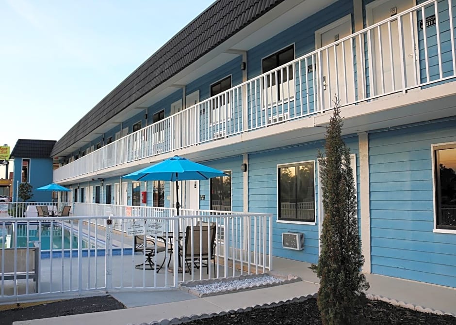 Monte Carlo Inn- Near Disney