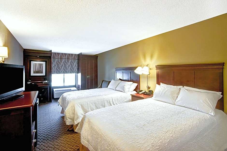 Hampton Inn By Hilton College Station