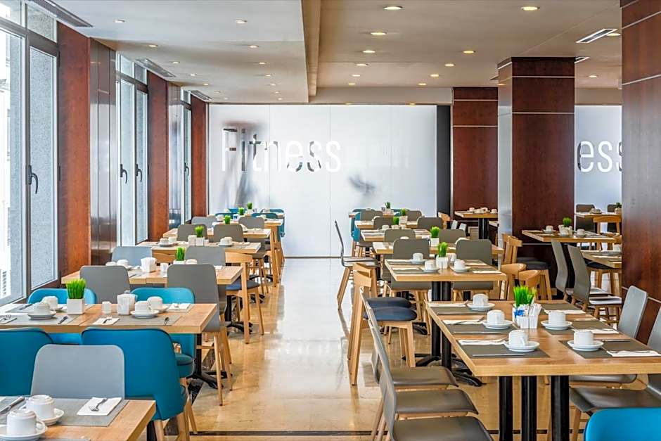 Hotel Madrid Plaza España Affiliated by Meliá