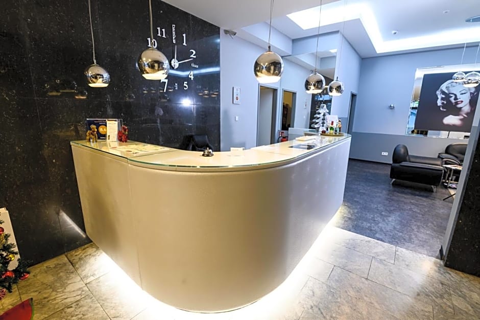 Hotel Luna