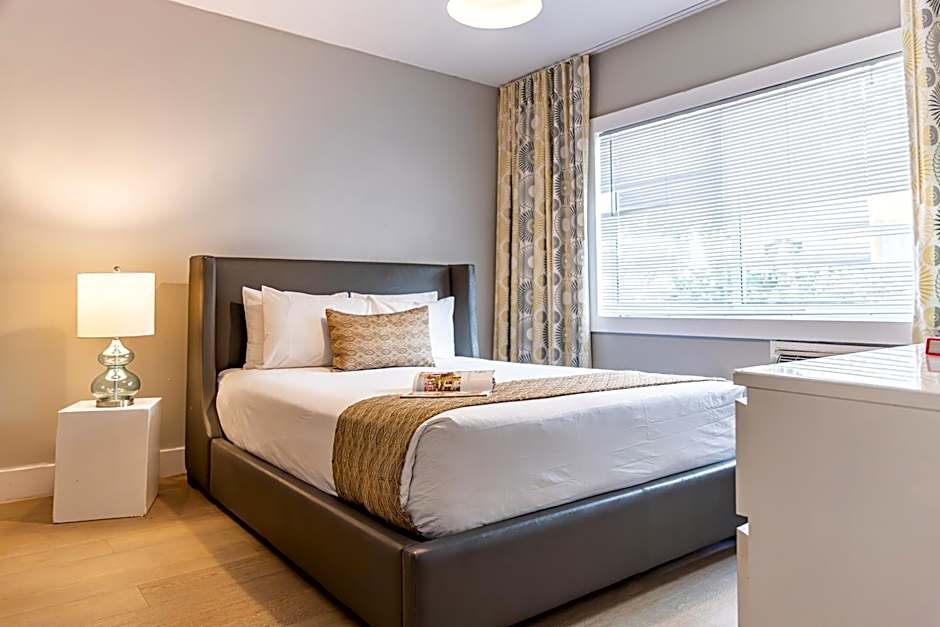 Beachside All Suites Hotel