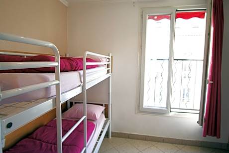 Twin Room with Shared Bathroom