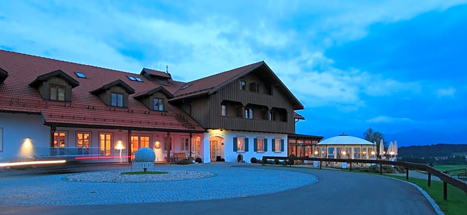 Hotel Auf der Gsteig GmbH