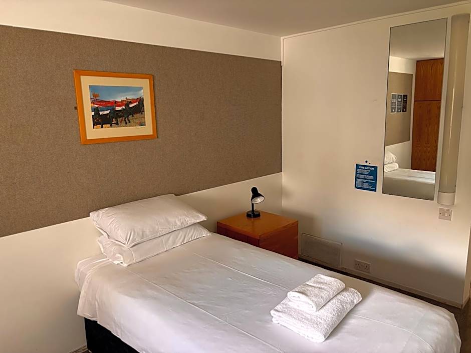 Broadview Hotel