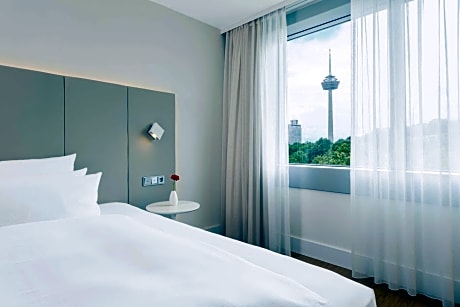 Superior Double Room with Park View Free Parking Promo with breakfast