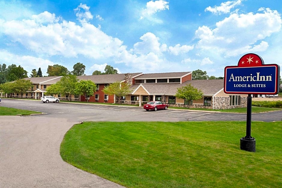 AmericInn by Wyndham Burlington