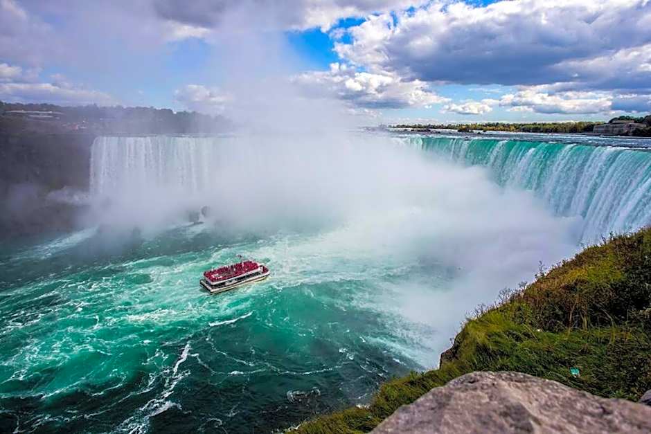 Cozy place, 15 min to Niagara Falls & USA border.