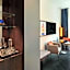 Dorothea Hotel, Budapest, Autograph Collection