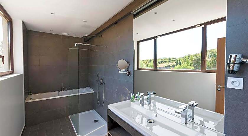 Moulin de Vernegues Hotel