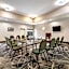 La Quinta Inn & Suites by Wyndham Alvin