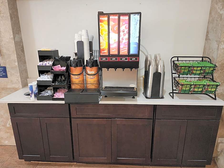 Super 8 by Wyndham St. Petersburg