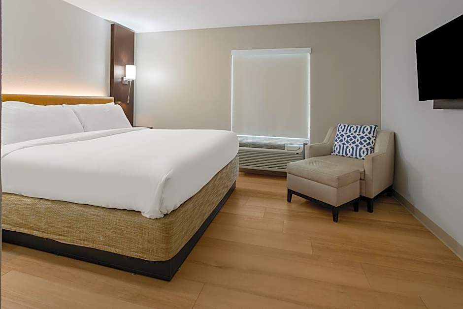 The Marco Hotel Lake Charles