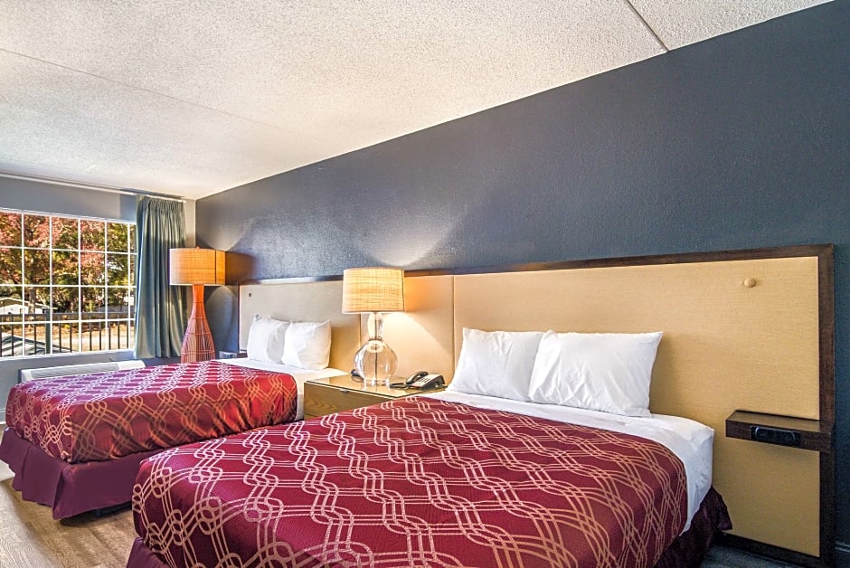 Econo Lodge Brunswick I-95