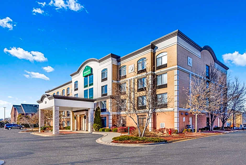 Wingate by Wyndham Chicago Schaumburg