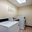 La Quinta Inn & Suites by Wyndham Mansfield, Oh