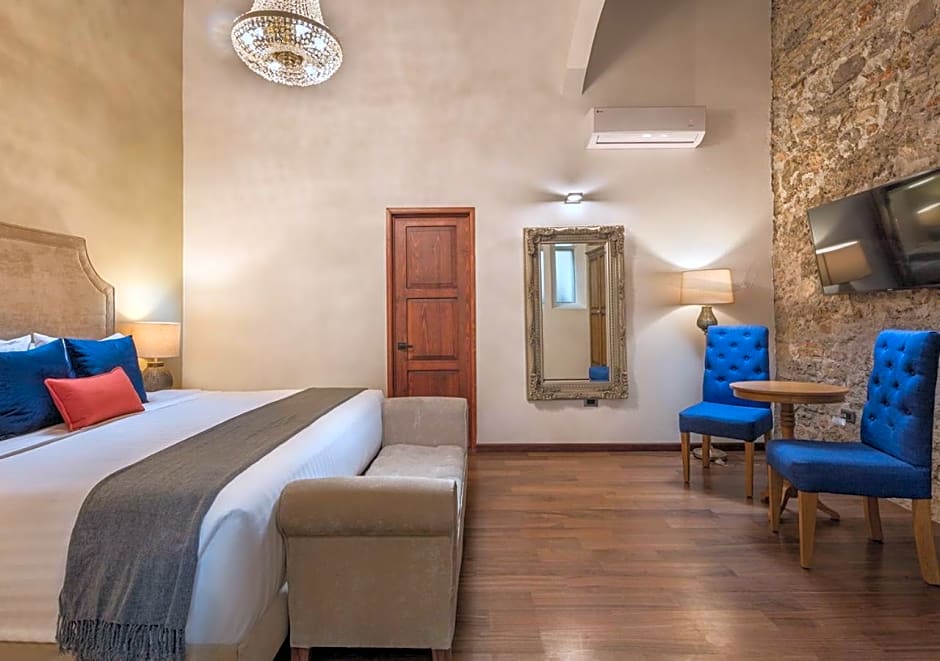 HOTEL CASA MONARCA