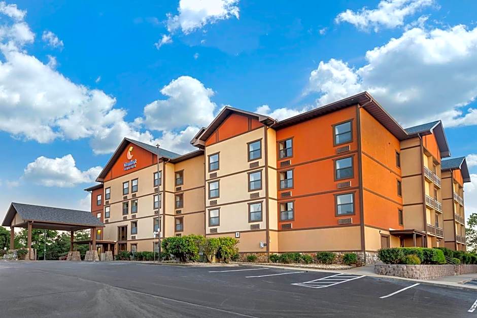 Comfort Inn & Suites Branson Meadows