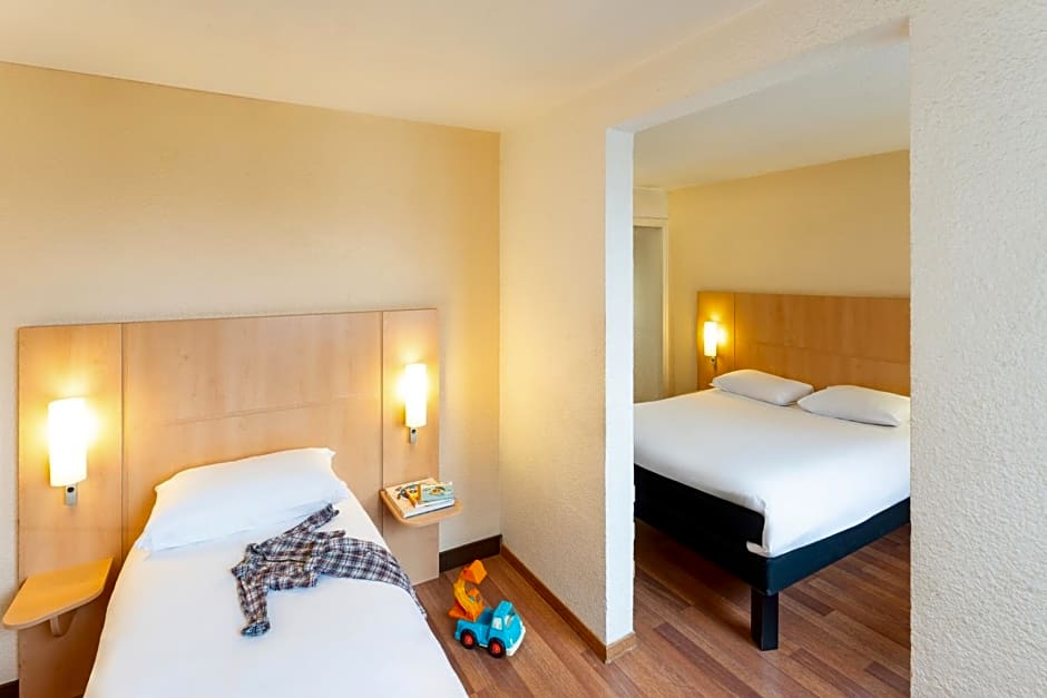ibis Paris 17 Clichy-Batignolles Hotel