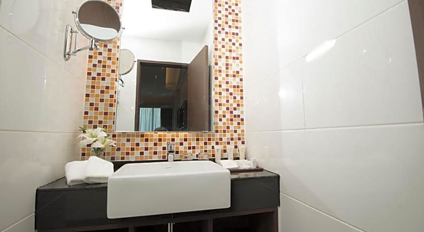 Astana Wing - Riverside Majestic Hotel