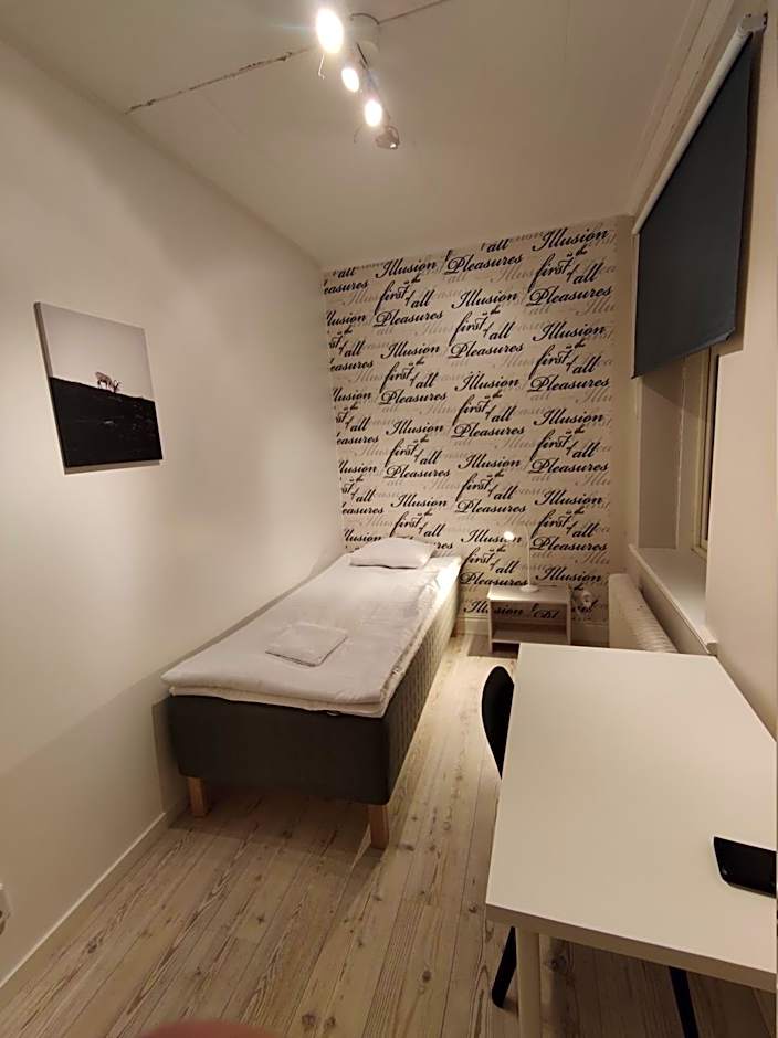 Vandrarhem 11 RUM & KÖK