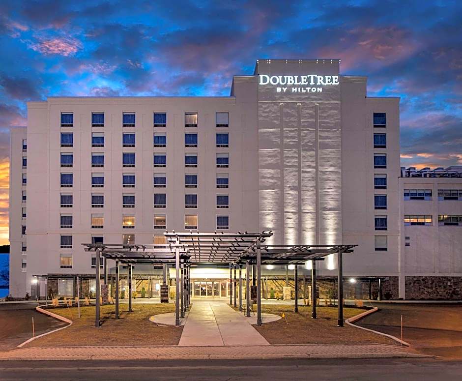 DoubleTree by Hilton Hotel Niagara Falls New York