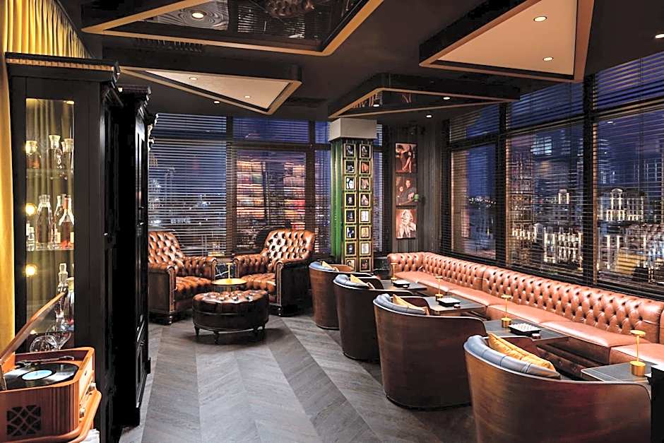 RADISSON BLU LEOGRAND HOTEL