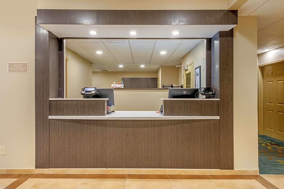 Candlewood Suites Fort Myers/Sanibel Gateway By IHG