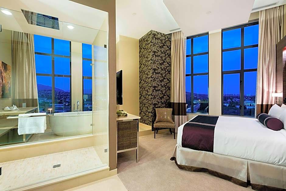 Photo 1 of 4 of 2 Bedroom 1 King Bed Suite, High Floor
