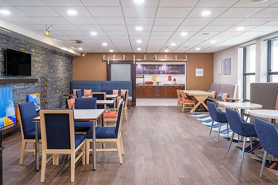 Hampton Inn By Hilton Auburn