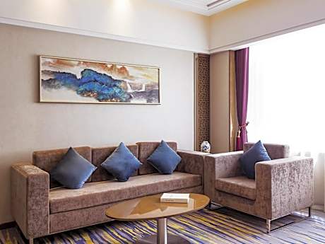 Deluxe Suite with Two Double Beds