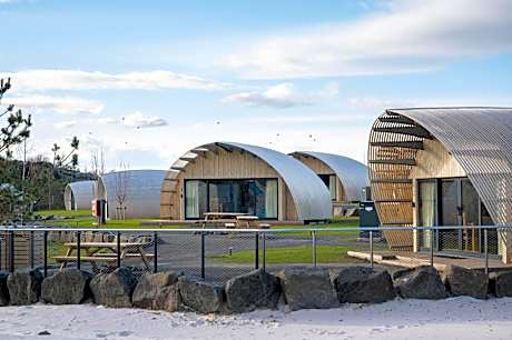 Lost Shore Surf Resort