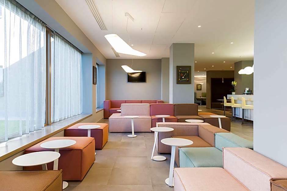 Hampton by Hilton Rome East