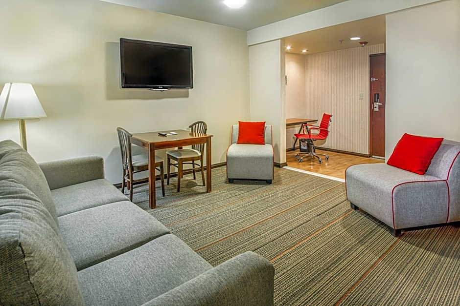 Four Points By Sheraton Saltillo