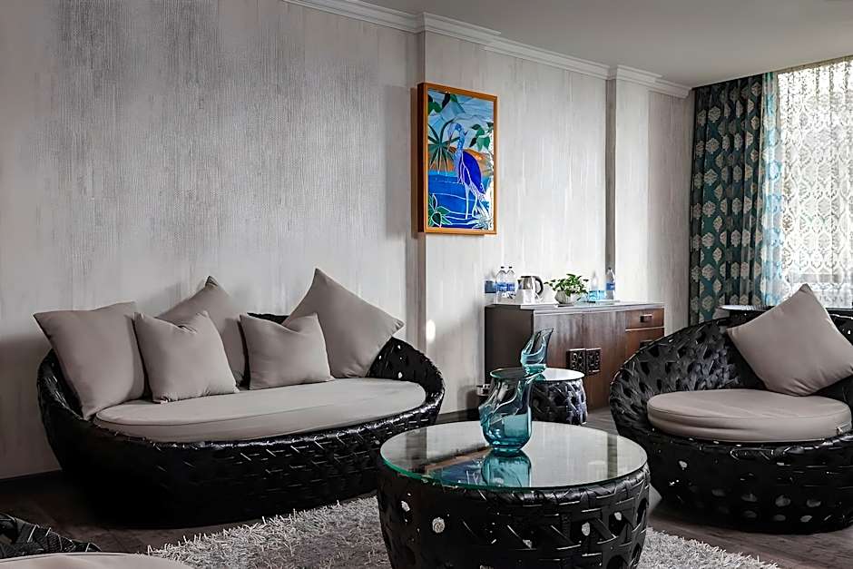 The Panoramic Getaway Hotel