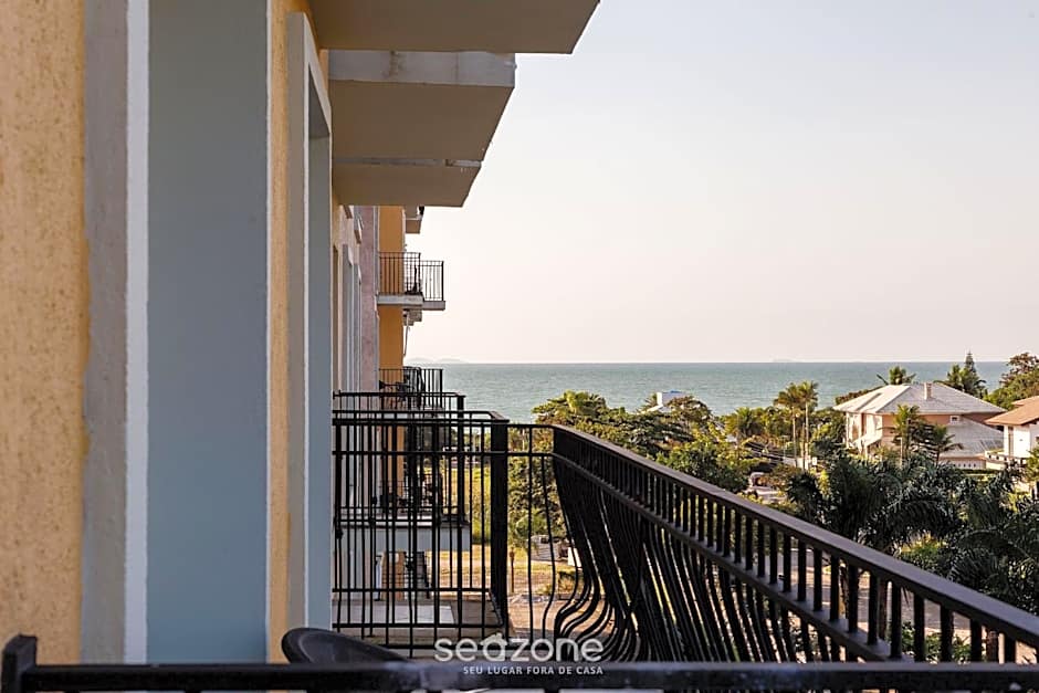 Beachfront Studios at IL Campanario Resort ILCTOP