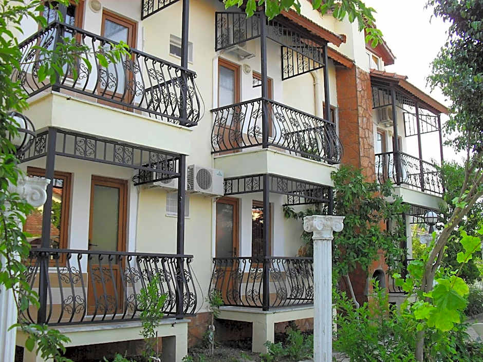 Villa Ozalp Apartments