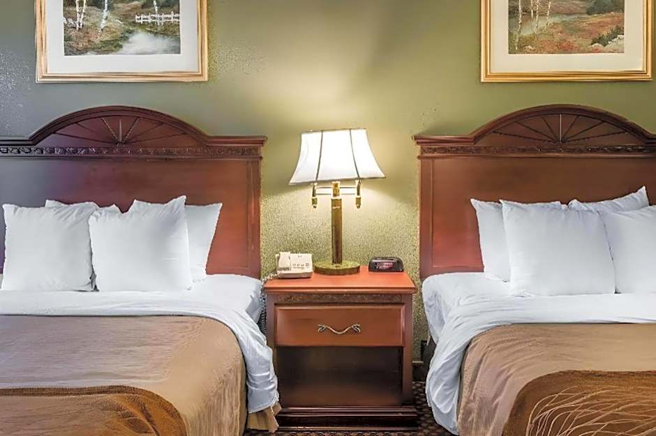 Quality Inn & Suites Ann Arbor Hwy 23