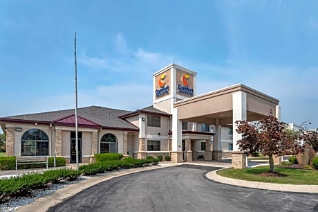 Comfort Inn & Suites Napoleon